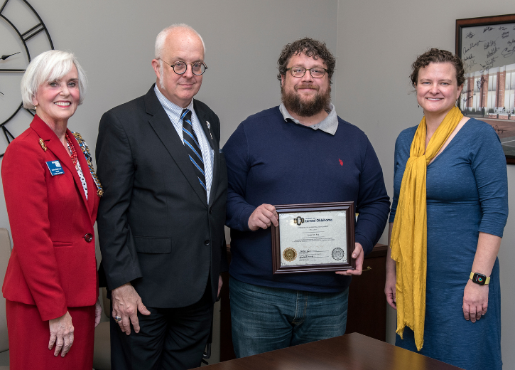 The UCO Foundation, in collaboration with descendants of the Steen family and the National Society Daughters of the American Revolution (NSDAR) Cordelia Steen Chapter, gathered to present the inaugural scholarship award to UCO student Logan Day.